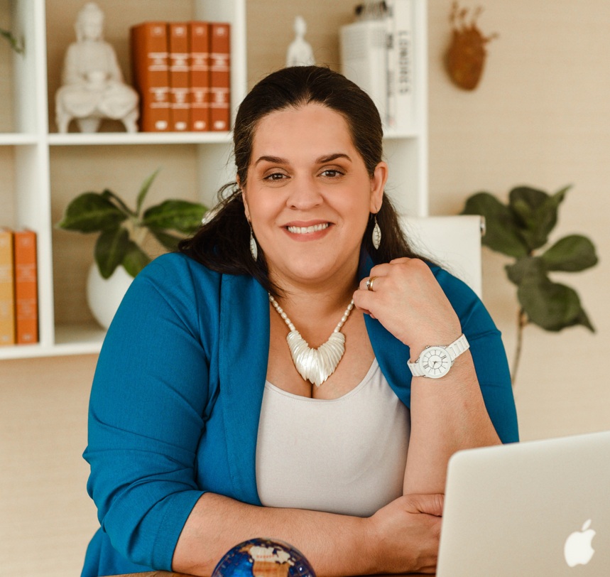 Juliene Couguil , equipe da Panorama Idiomas